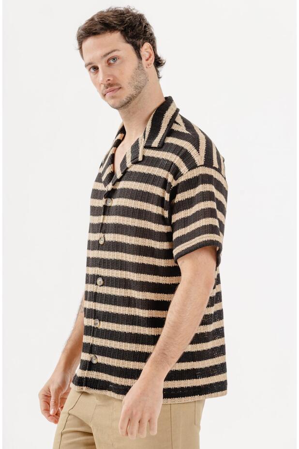 CAMISA M/C TEJIDA RAYADA